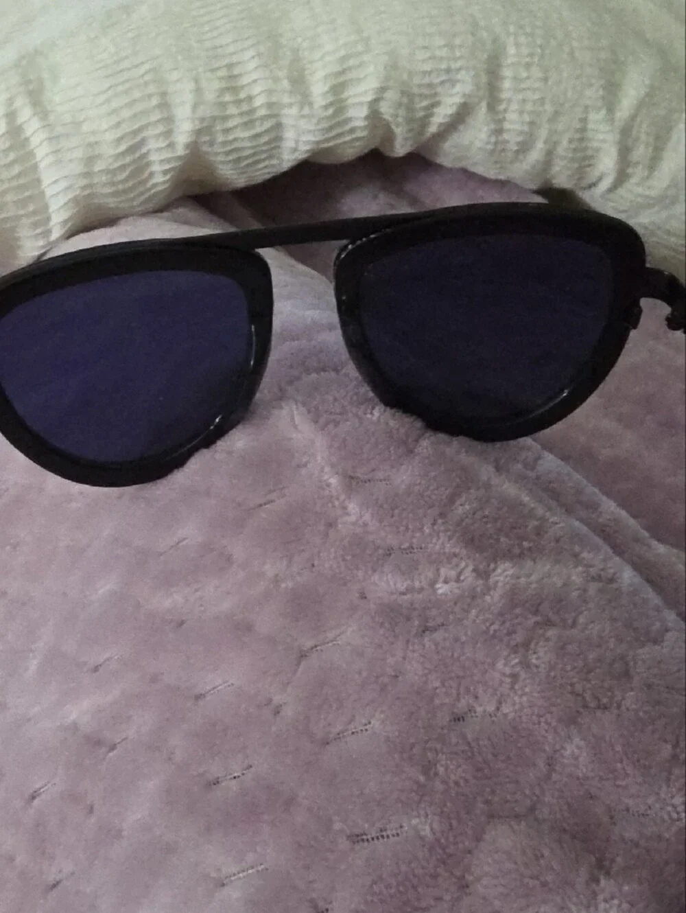Kendall & Kylie Black Sunglasses